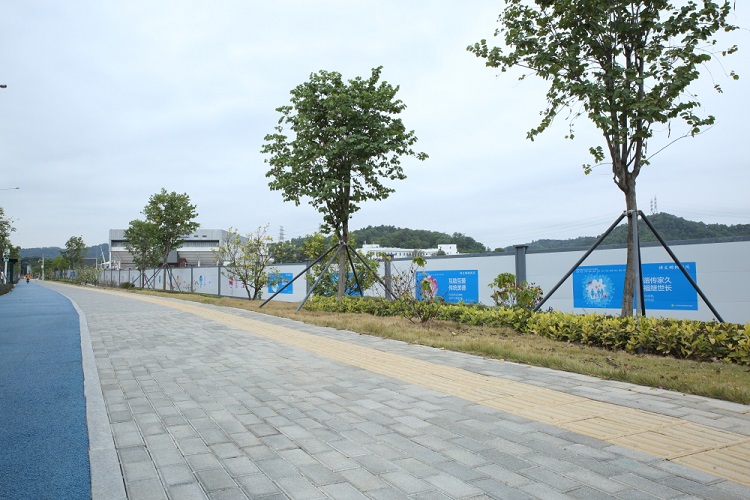 工地建筑圍擋材質(zhì)大比拼，圍擋行業(yè)廠家哪家強(qiáng)